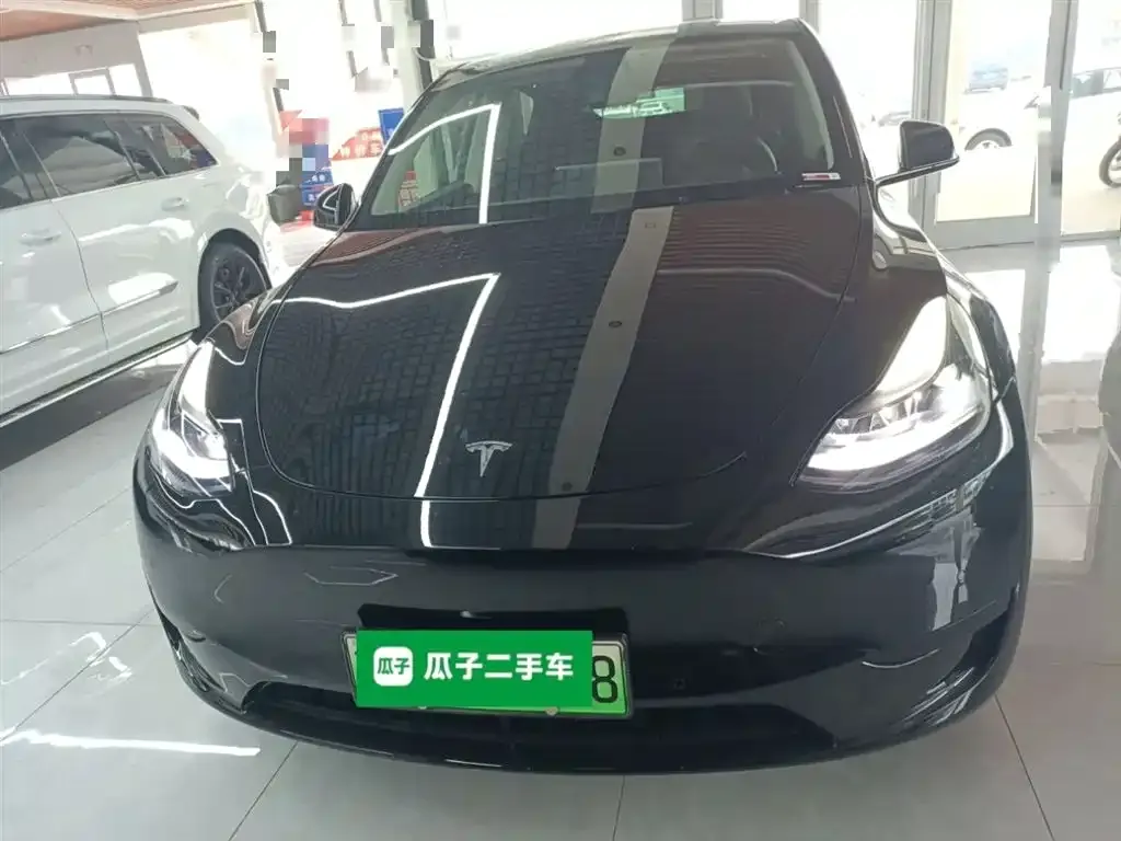 Tesla Model Y 2024 из CN, фото 3