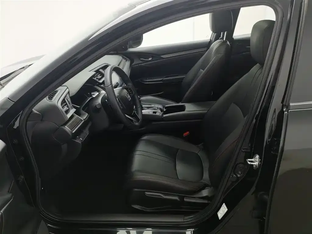 Honda Civic 2021 из CN, фото 10