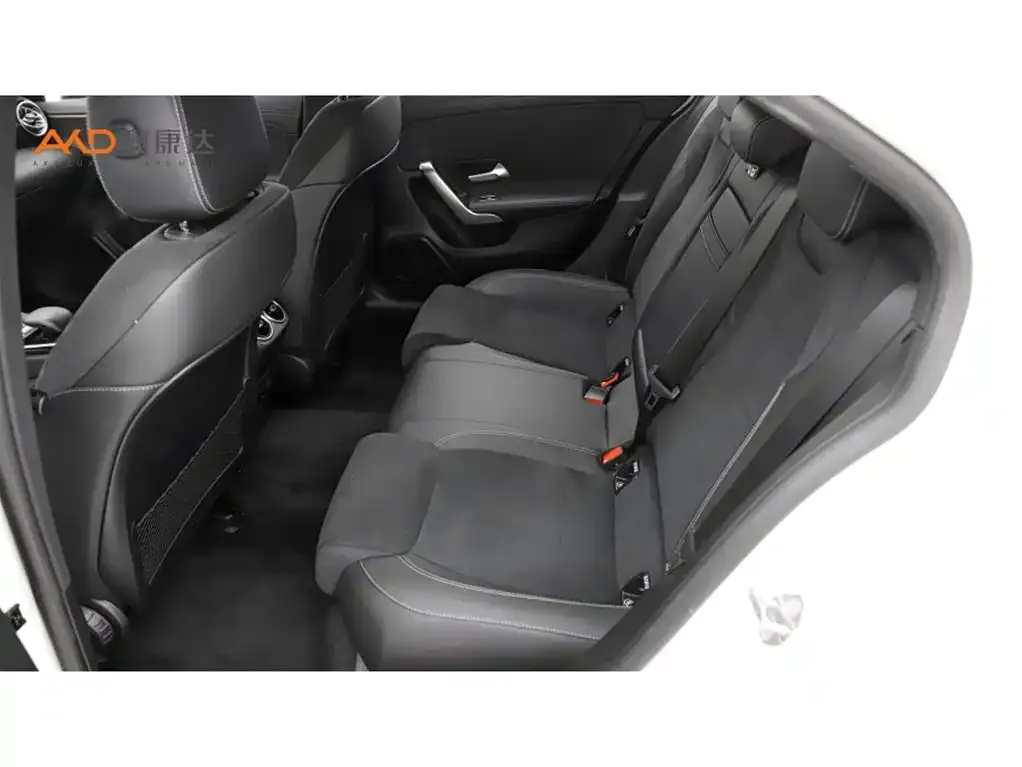 Mercedes-Benz A-Class 2023 из CN, фото 7