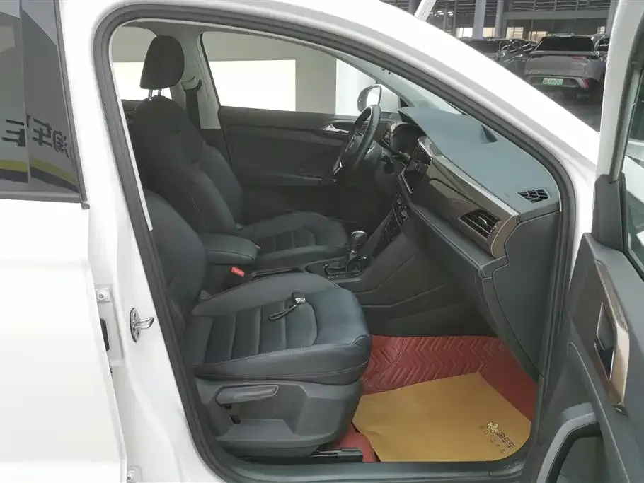 Volkswagen Tharu 2021 из CN, фото 8