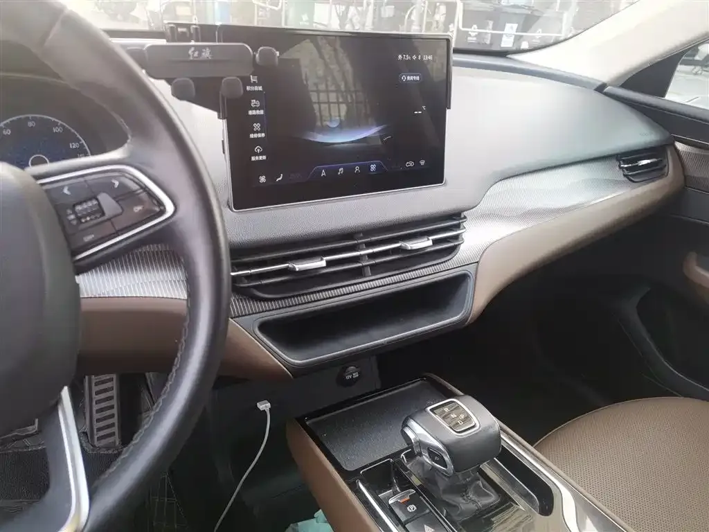 Hongqi E-QM5 2022 из CN, фото 6