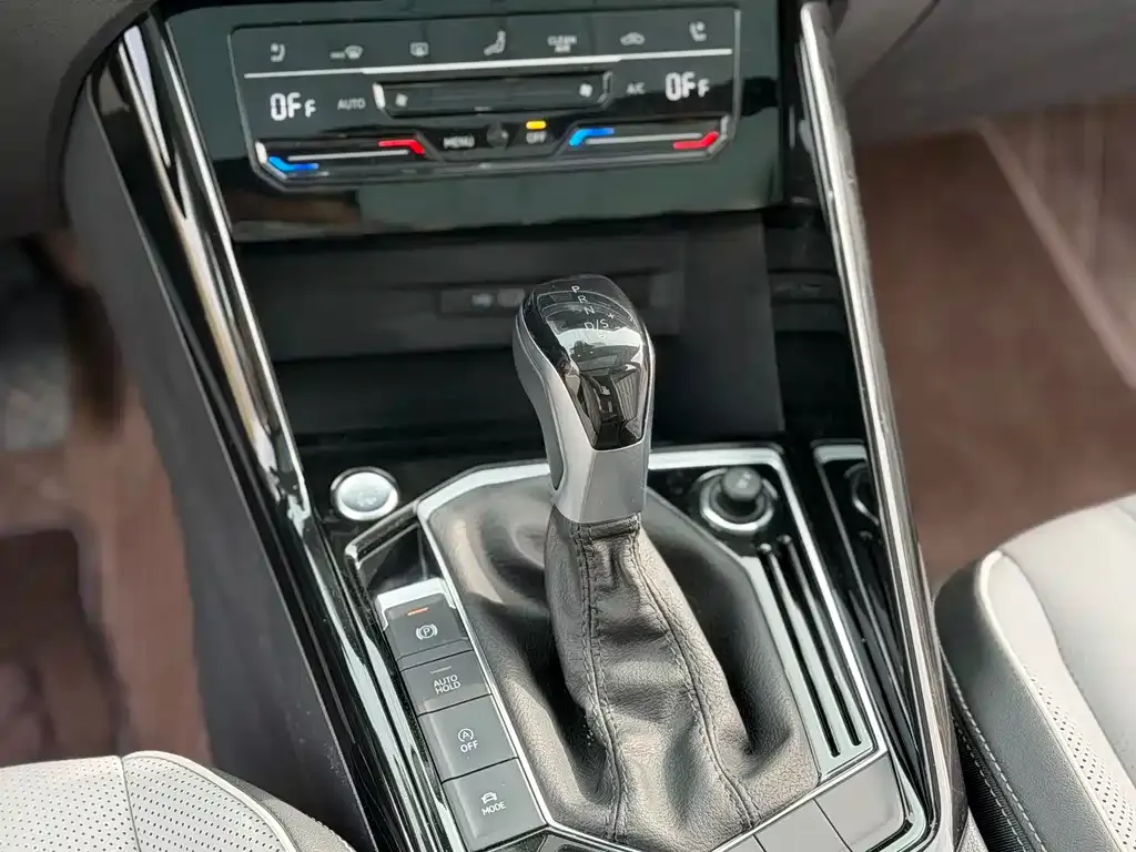 Volkswagen Tayron 2024 из CN, фото 9