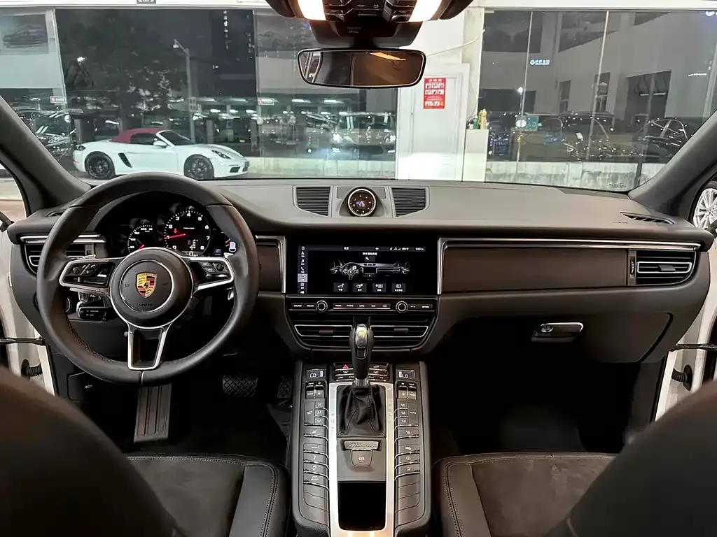 Porsche Macan 2021 из CN, фото 6
