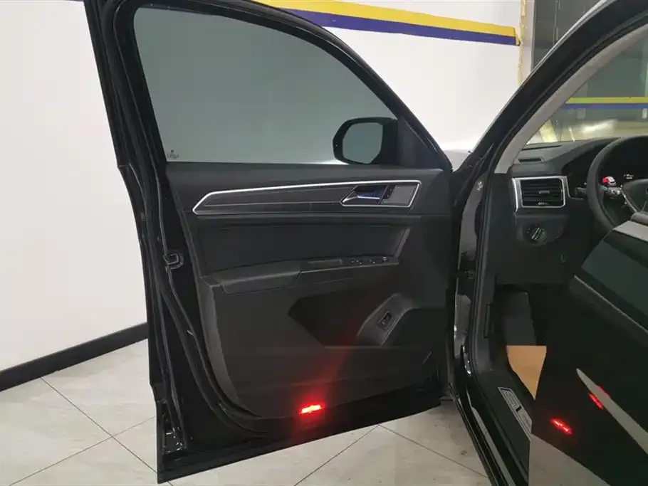 Volkswagen Teramont 2021 из CN, фото 7