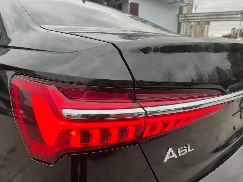Audi A6L 2021 из CN, фото 9