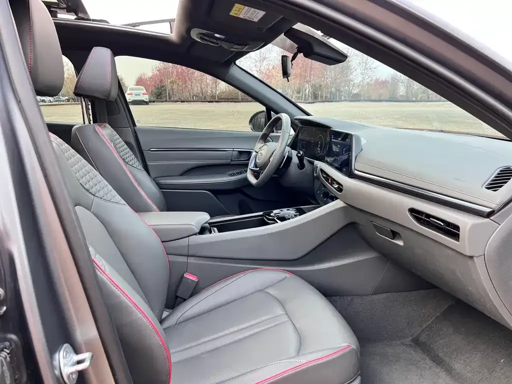 Hyundai Sonata 2022 из CN, фото 8