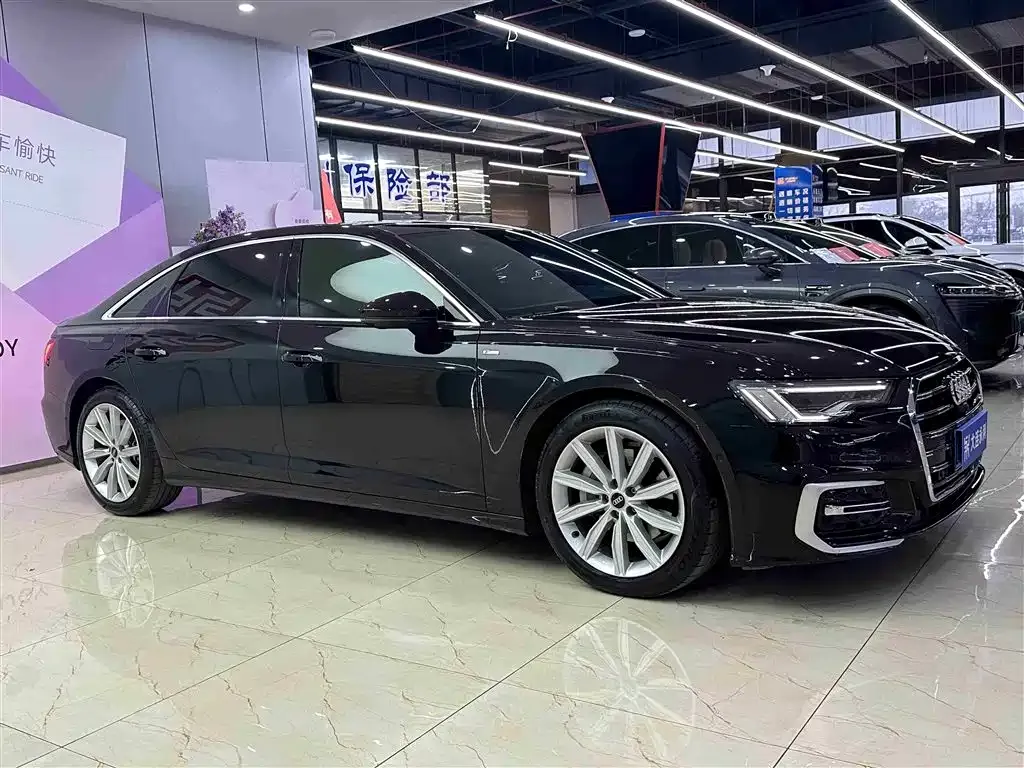 Audi A6L 2023 из CN, фото 3