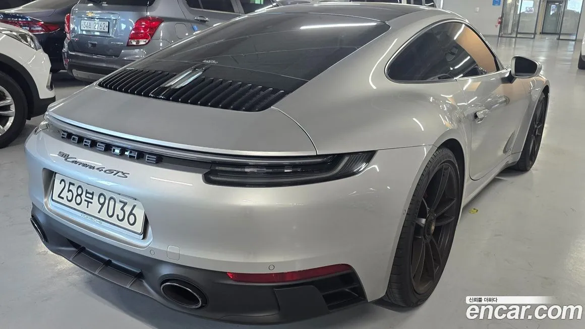 Porsche 911 2022 из KR, фото 3