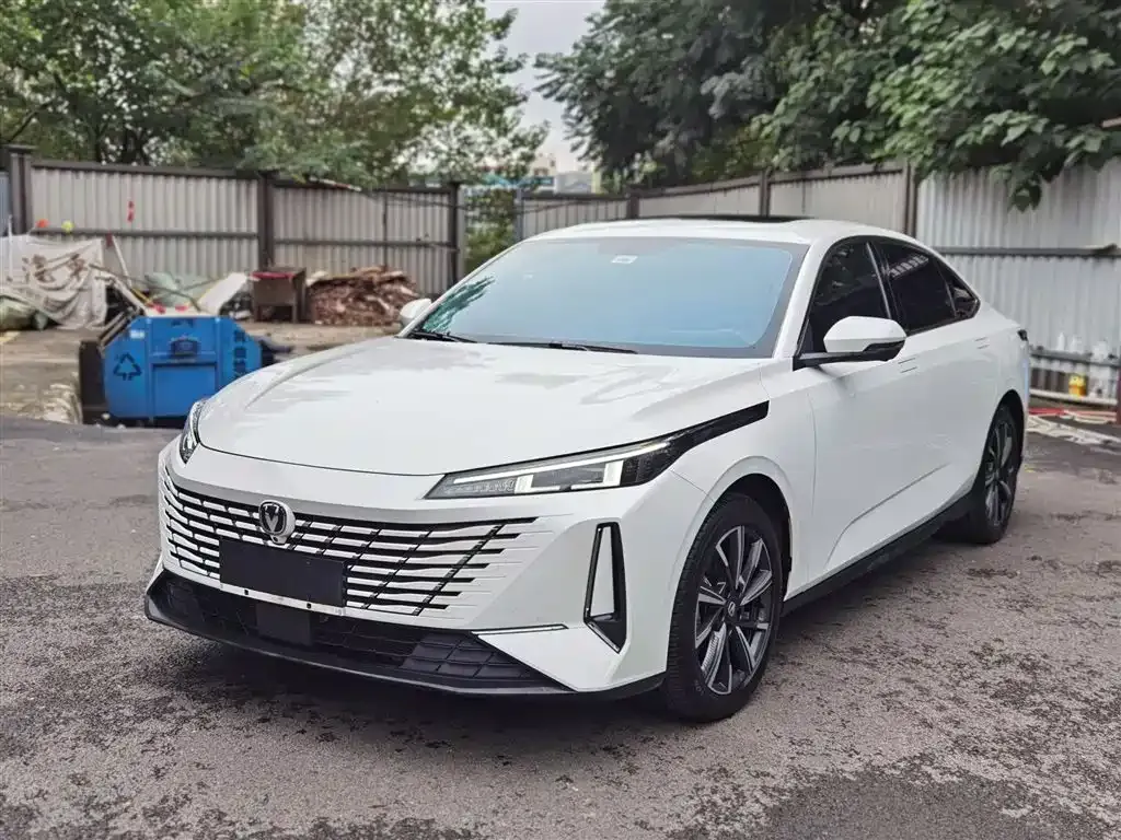 Changan Eado 2024 из CN, фото 2