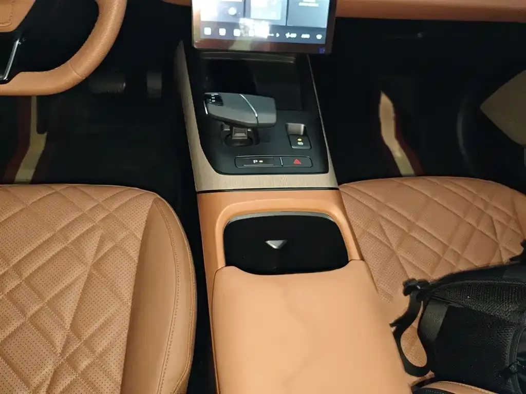 Changan Eado 2024 из CN, фото 7