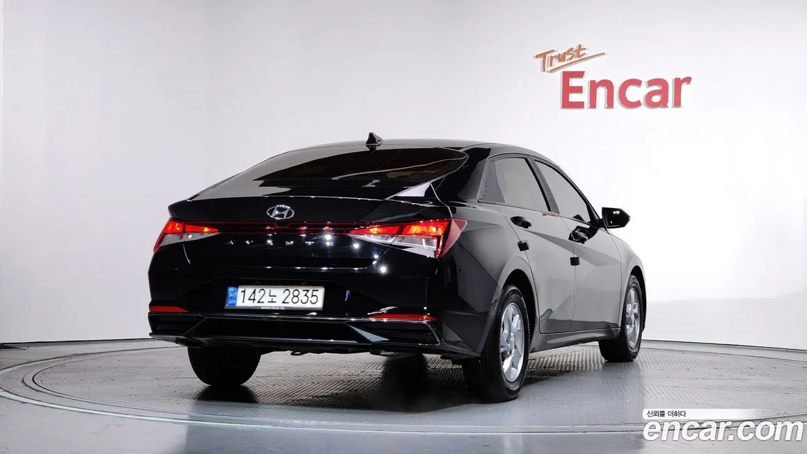 Hyundai AVANTE 2021 из KR, фото 2