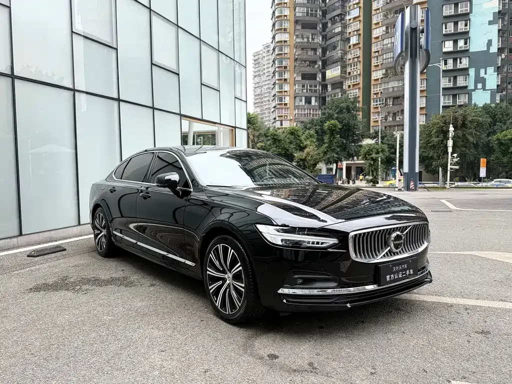 Volvo S90 2023 из CN, фото 3