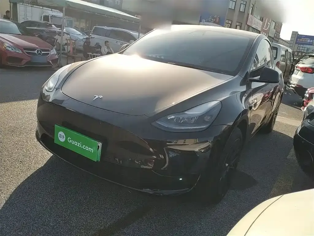 Tesla Model Y 2023 из CN, фото 1