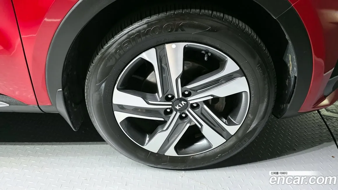 Kia Sorento — фото 5