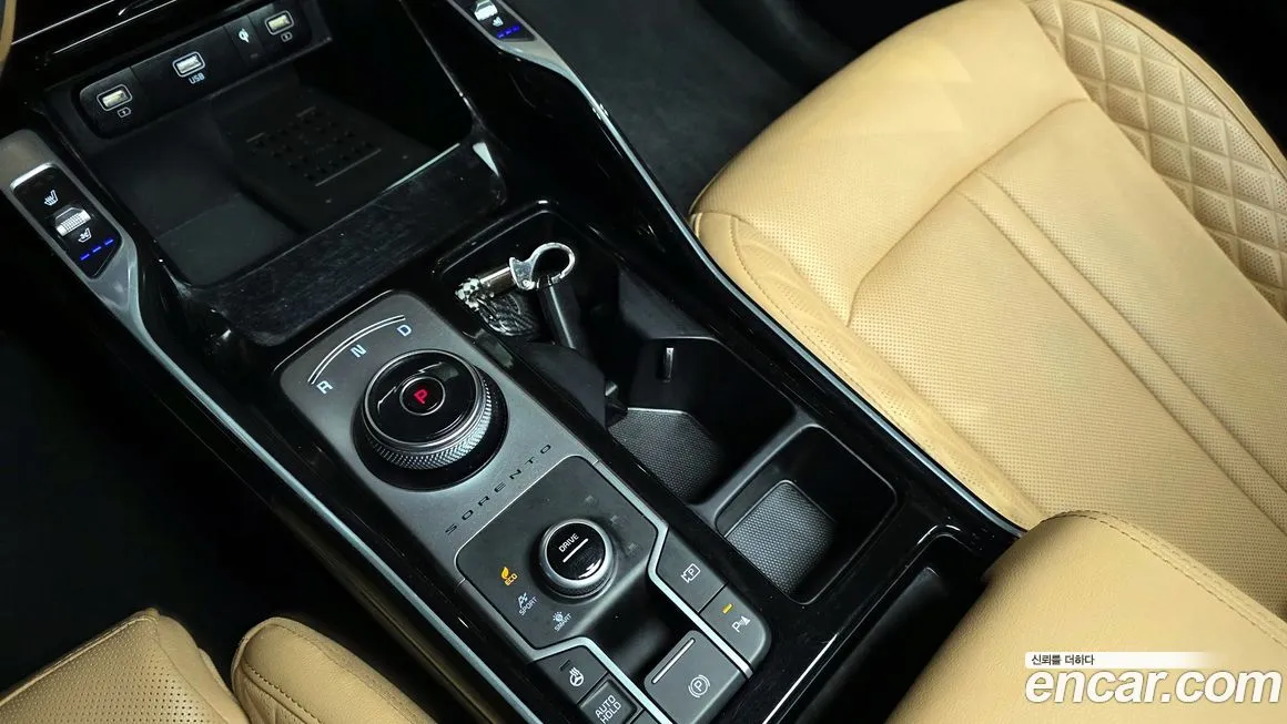 Kia Sorento — фото 9