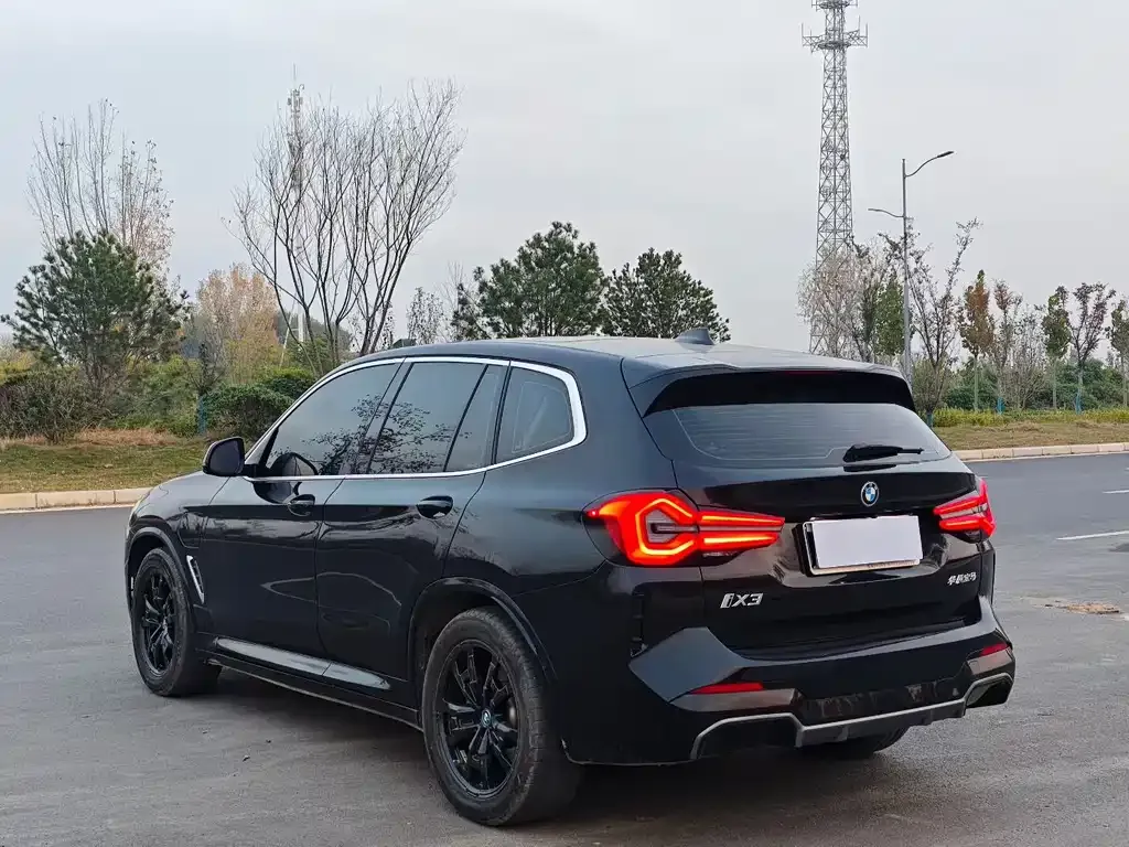 BMW iX3 2024 из CN, фото 7