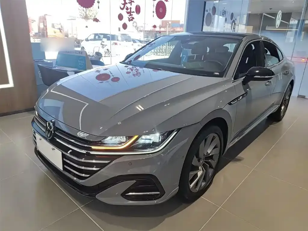 Volkswagen CC 2024 из CN, фото 2