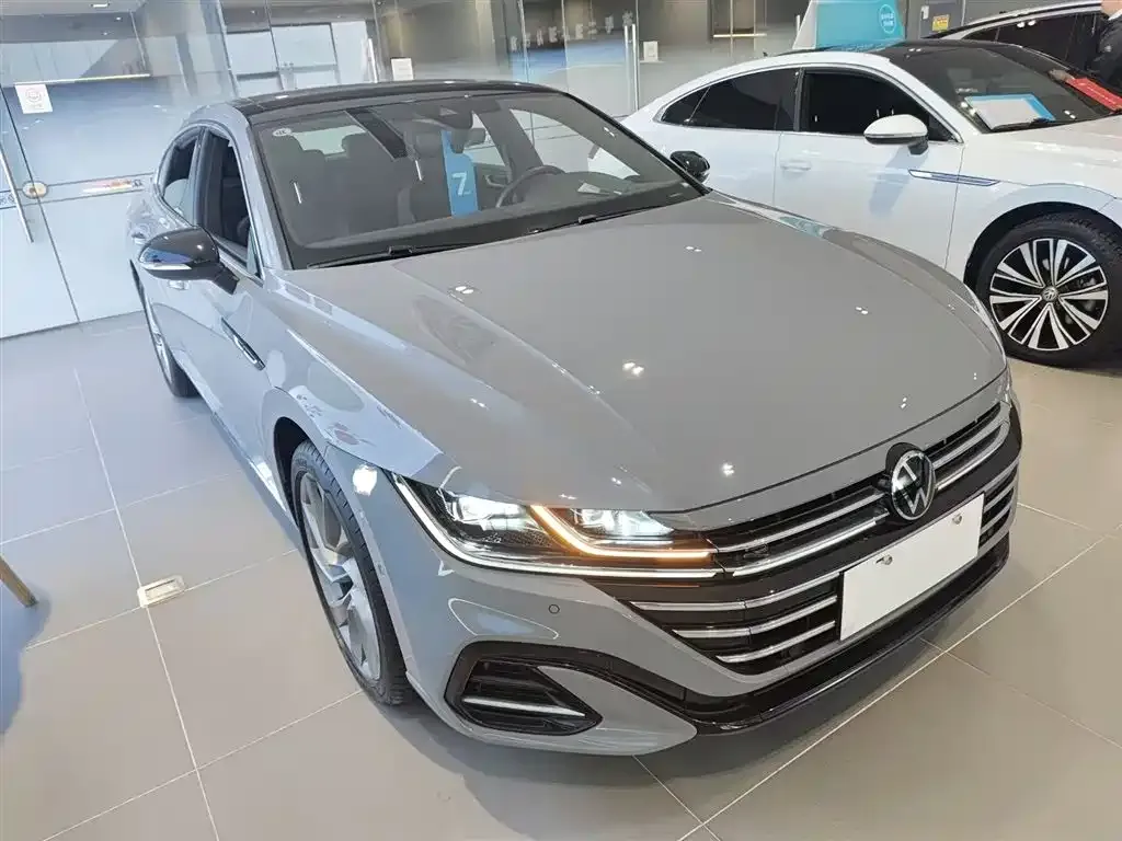 Volkswagen CC 2024 из CN, фото 4