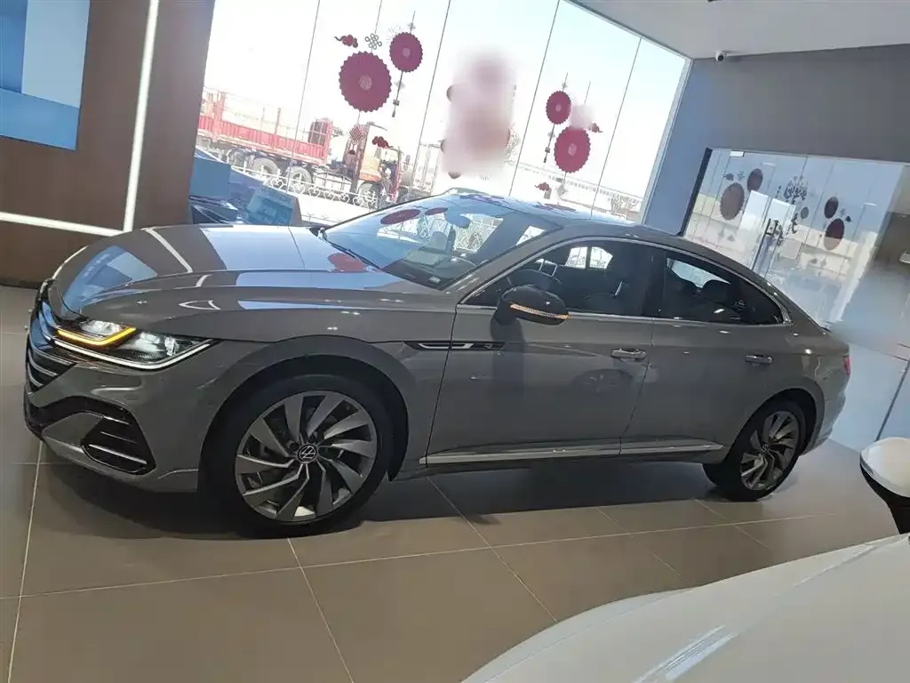 Volkswagen CC 2024 из CN, фото 5
