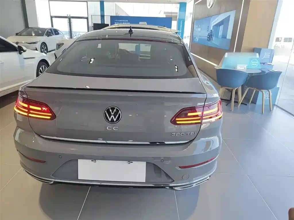 Volkswagen CC 2024 из CN, фото 6