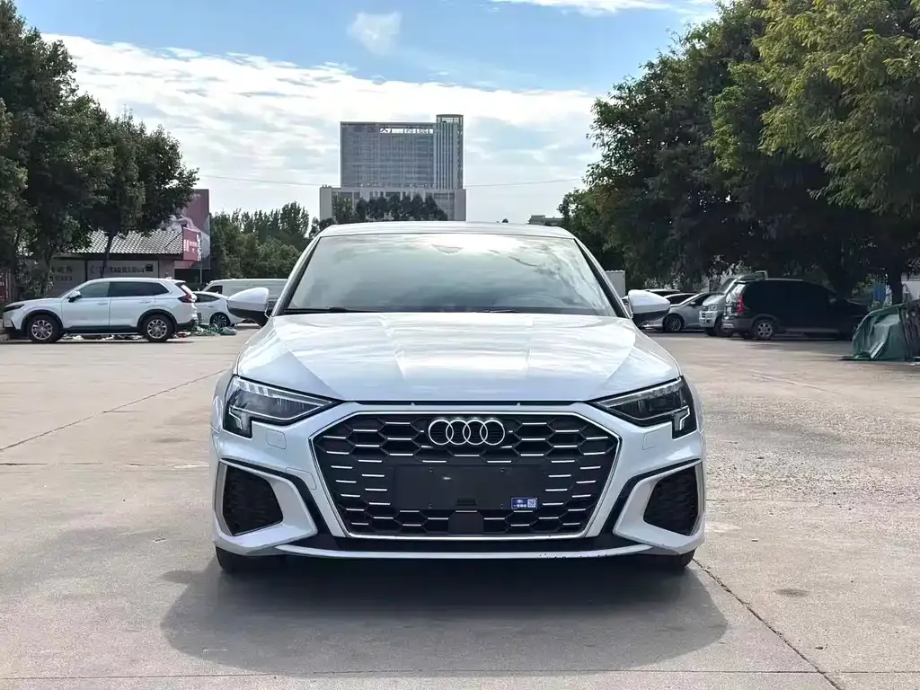 Audi A3 2021 из CN, фото 2