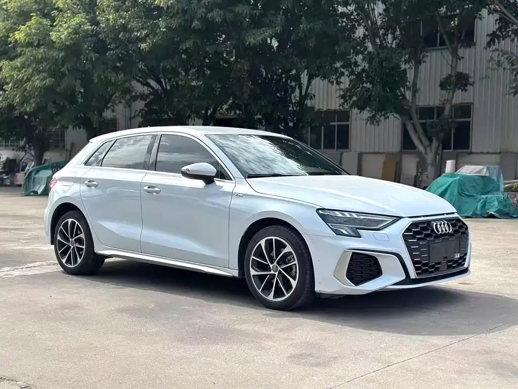 Audi A3 2021 из CN, фото 3