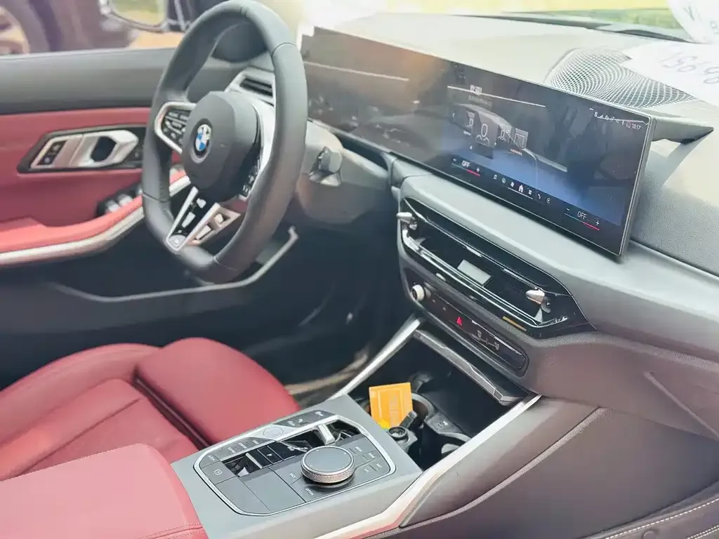 BMW 3 Series 2024 из CN, фото 7