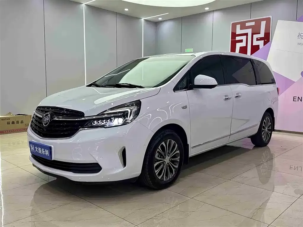 Buick GL8 2022 из CN, фото 1