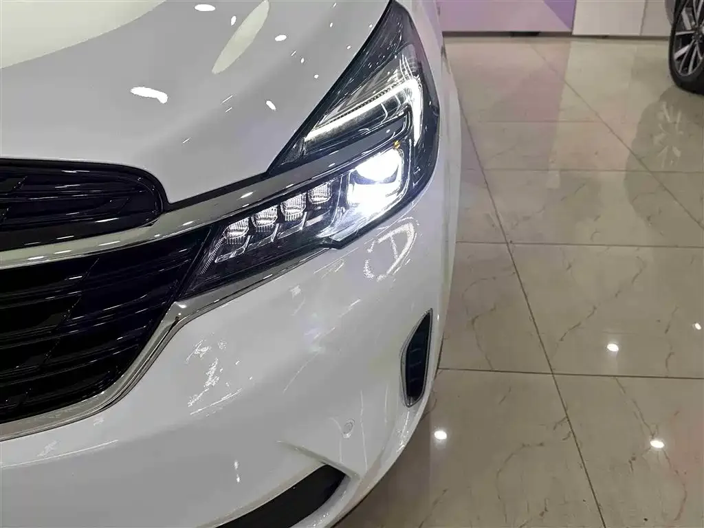 Buick GL8 2022 из CN, фото 7