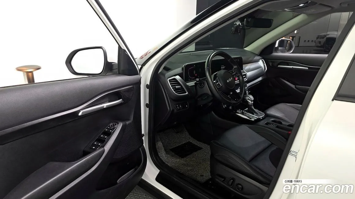 Kia Seltos 2023 из KR, фото 10