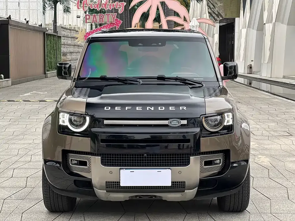 Land Rover Defender — фото 2