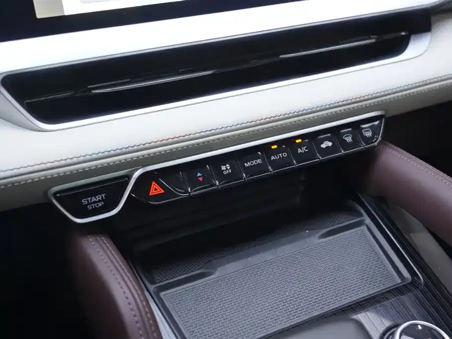 Geely Xingyue L 2023 из CN, фото 10