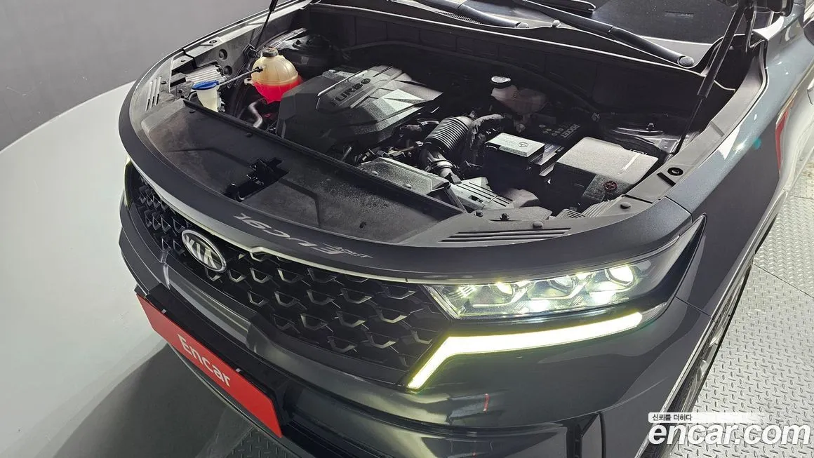 Kia Sorento — фото 6
