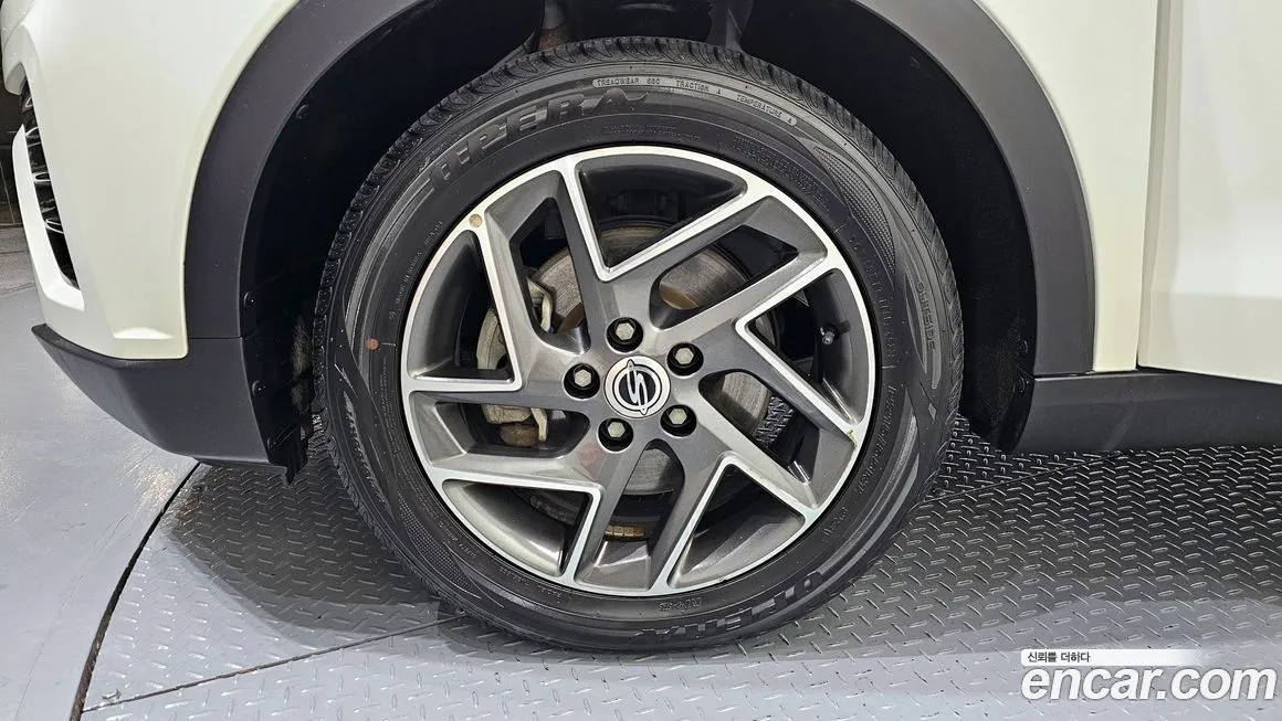 KG Mobility (Ssangyong) TIBOLI 2022 из KR, фото 5
