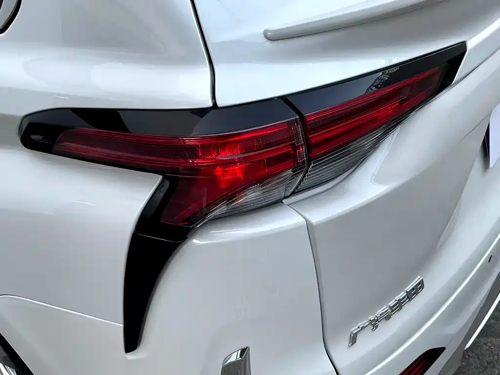 Toyota Sienna 2025 из CN, фото 7