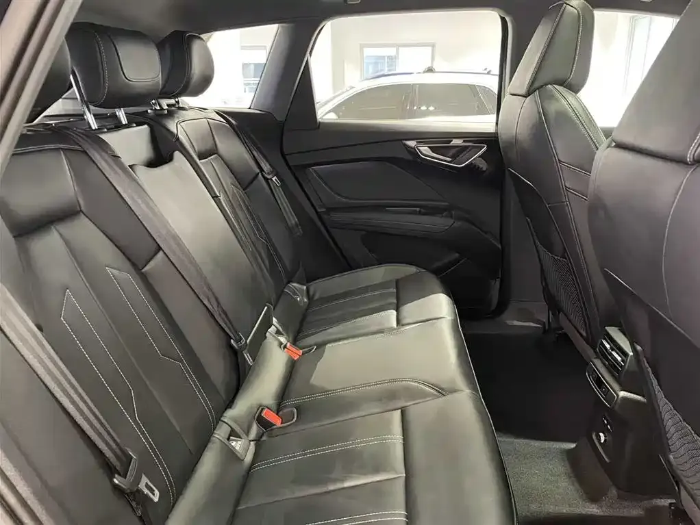 Audi Q4 e-tron 2024 из CN, фото 8