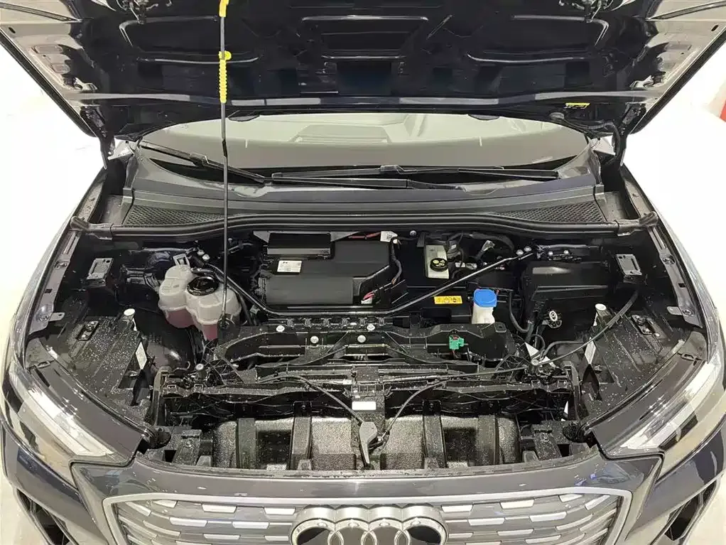 Audi Q4 e-tron 2024 из CN, фото 9