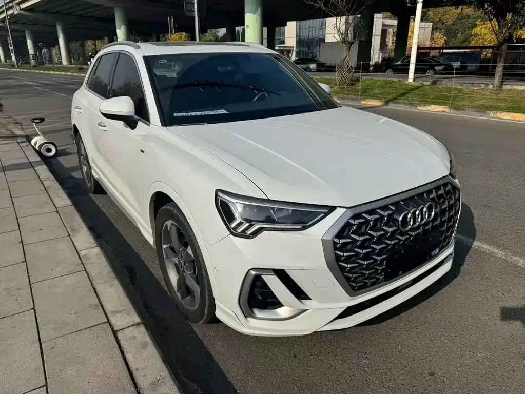Audi Q3 2024 из CN, фото 4