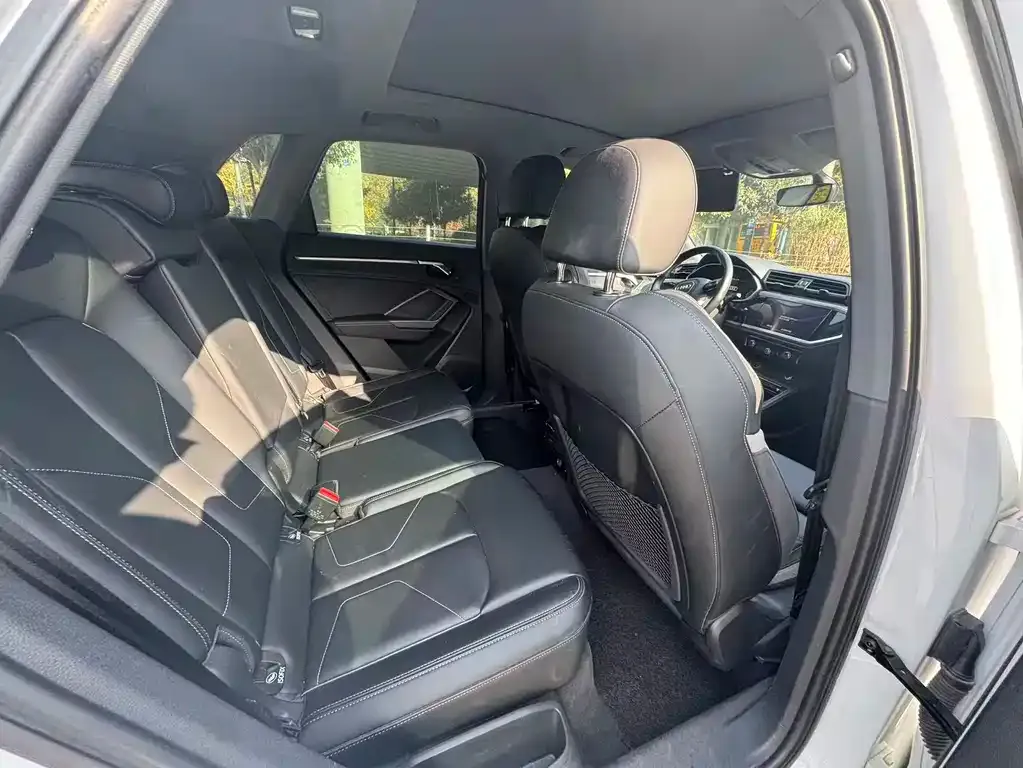 Audi Q3 2024 из CN, фото 6