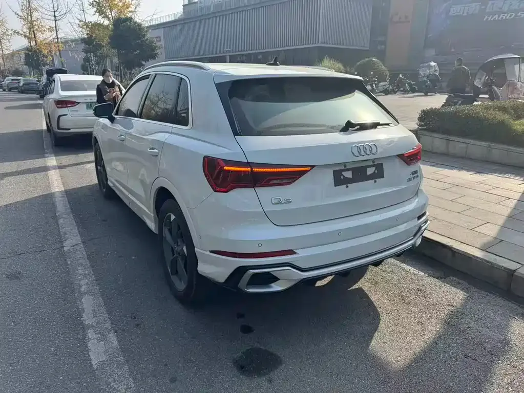 Audi Q3 2024 из CN, фото 9