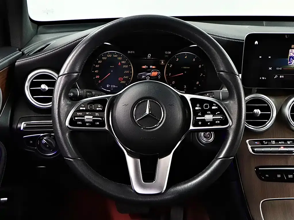 Mercedes-Benz GLC 2021 из CN, фото 10
