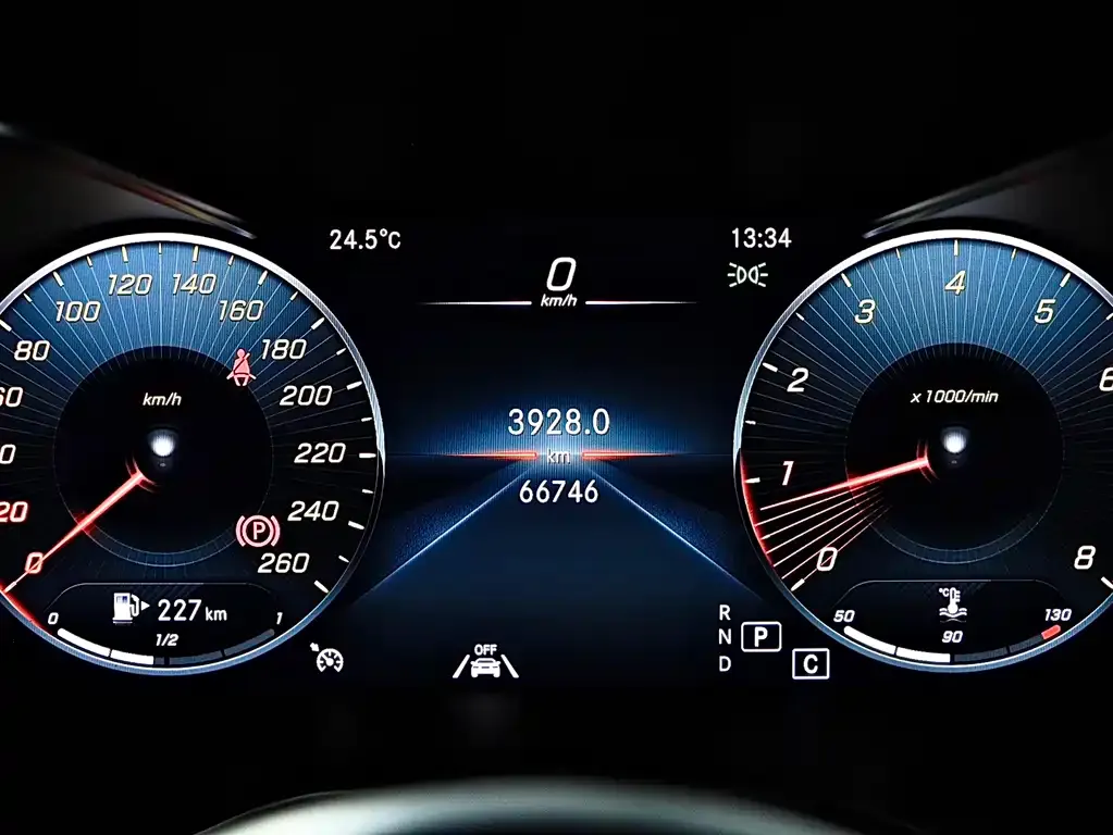 Mercedes-Benz GLC 2021 из CN, фото 9