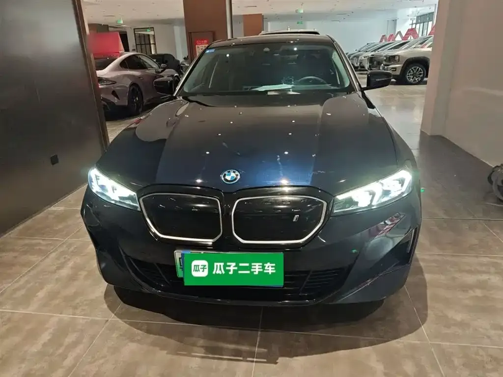 BMW i3 2024 из CN, фото 3