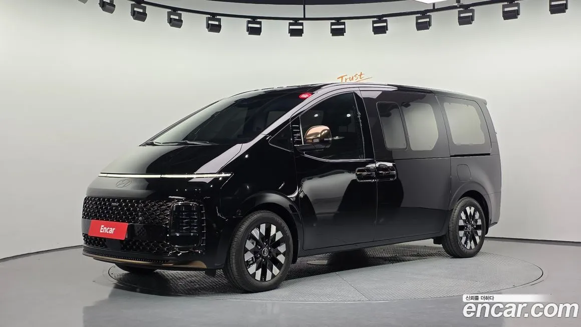 Hyundai Staria 2025 из KR, фото 1