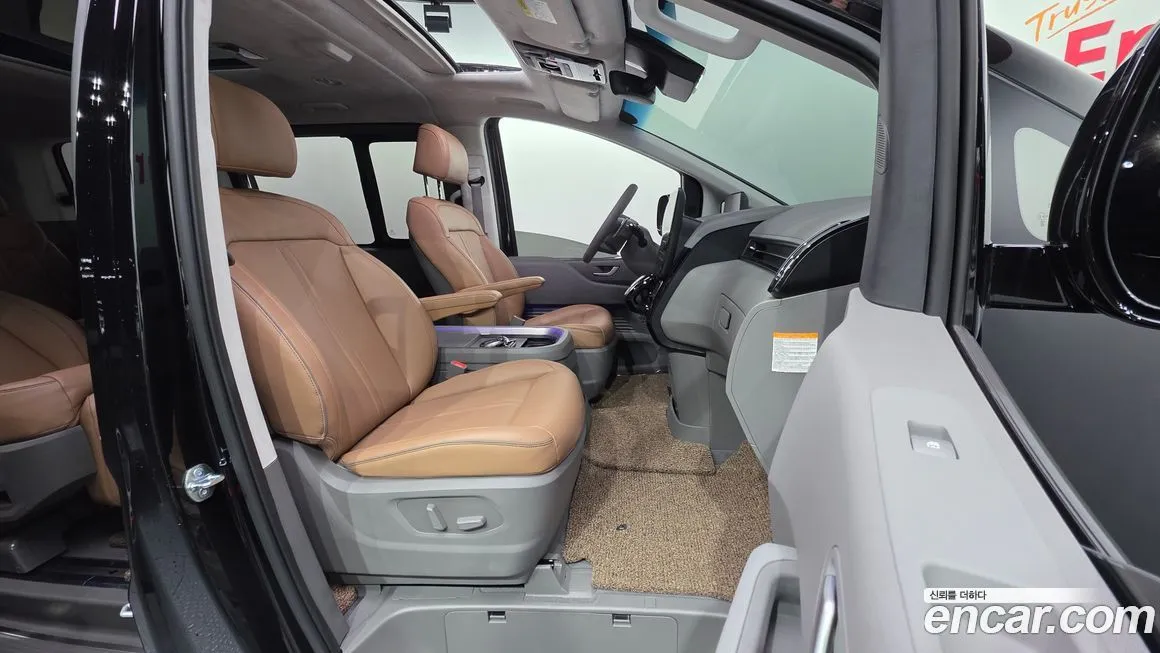 Hyundai Staria 2025 из KR, фото 10