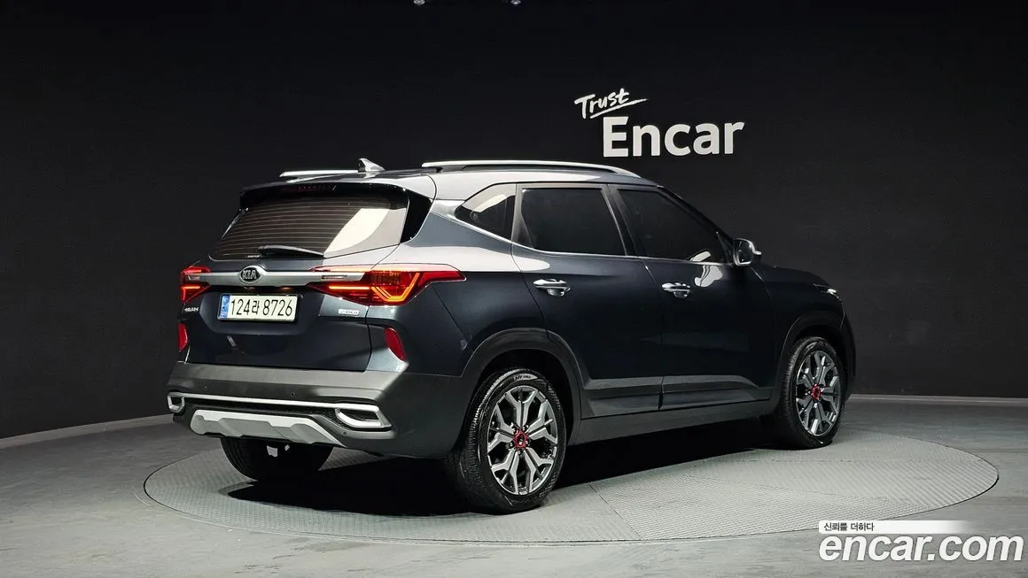 Kia Seltos 2022 из KR, фото 2