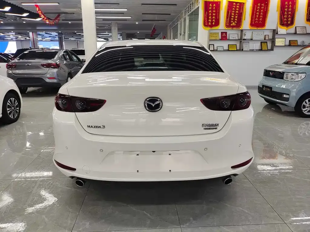 Mazda 3 Axela 2023 из CN, фото 9