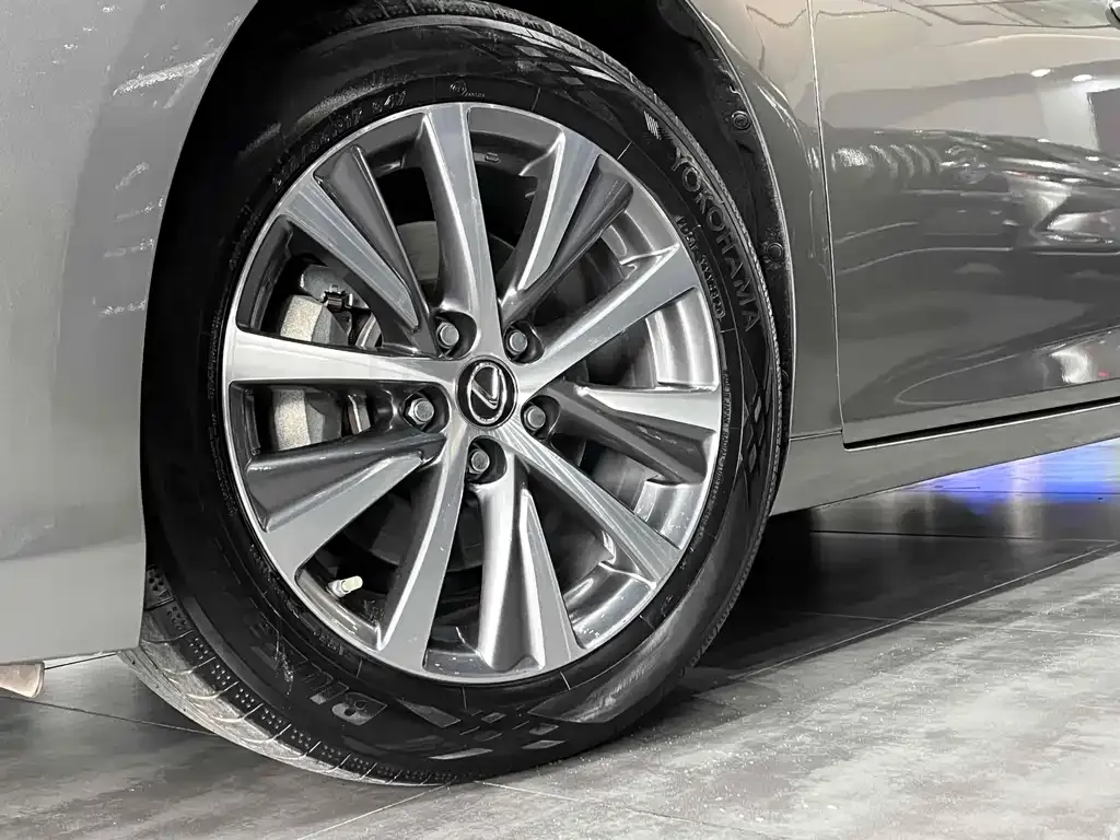 Lexus ES 2021 из CN, фото 5