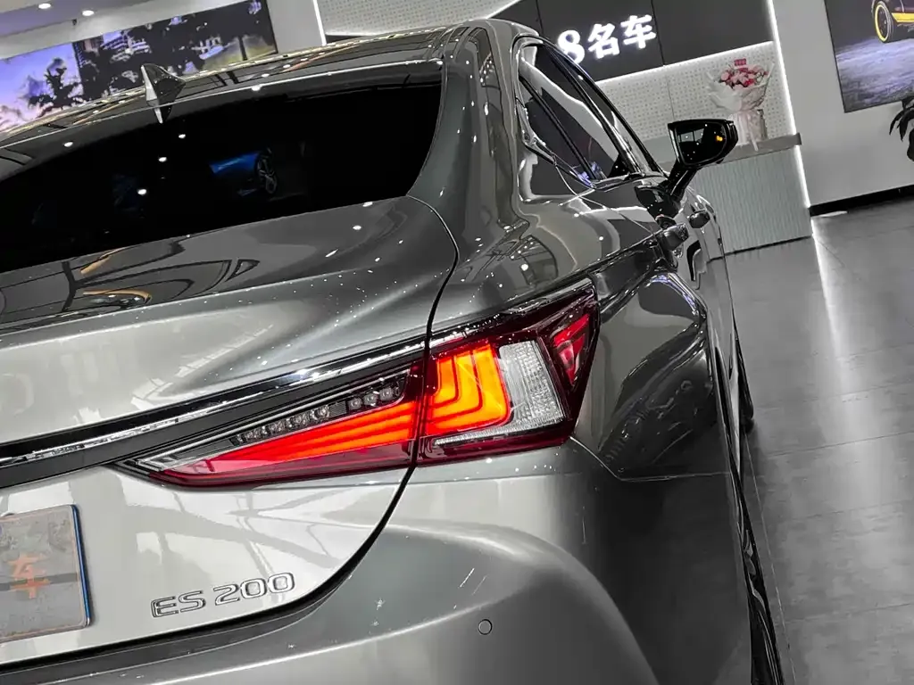 Lexus ES 2021 из CN, фото 9