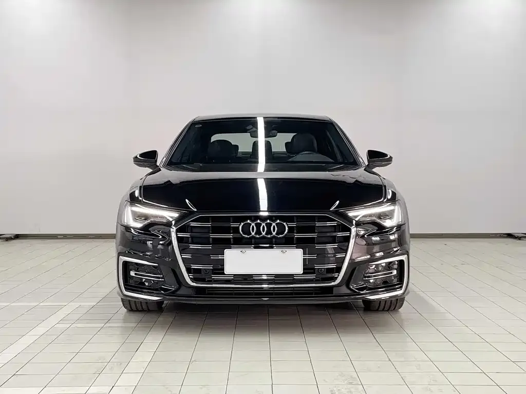 Audi A6L 2023 из CN, фото 2